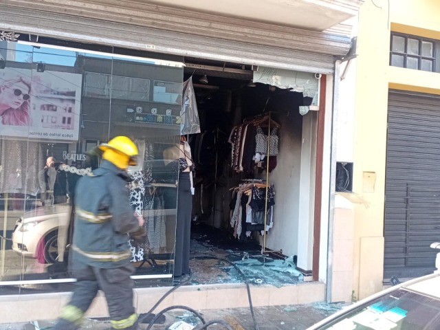 Incendio en un local cntrico de indumentaria